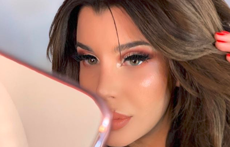 Rompió Instagram: la foto hot de Charlote Caniggia con lencería roja | Espectáculos