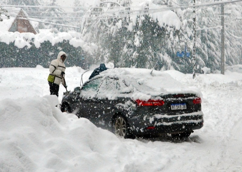 Cuatro días sin luz, ni agua en Villa La Angostura: perdieron el 40% de los turistas | Actualidad