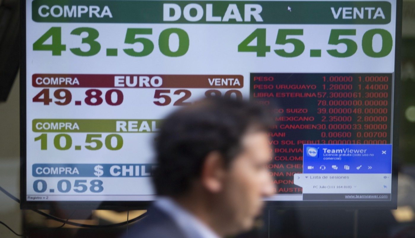 Dólar hoy: subió y cerró a 45,55 pesos luego de la baja de tasas en Estados Unidos | Economía