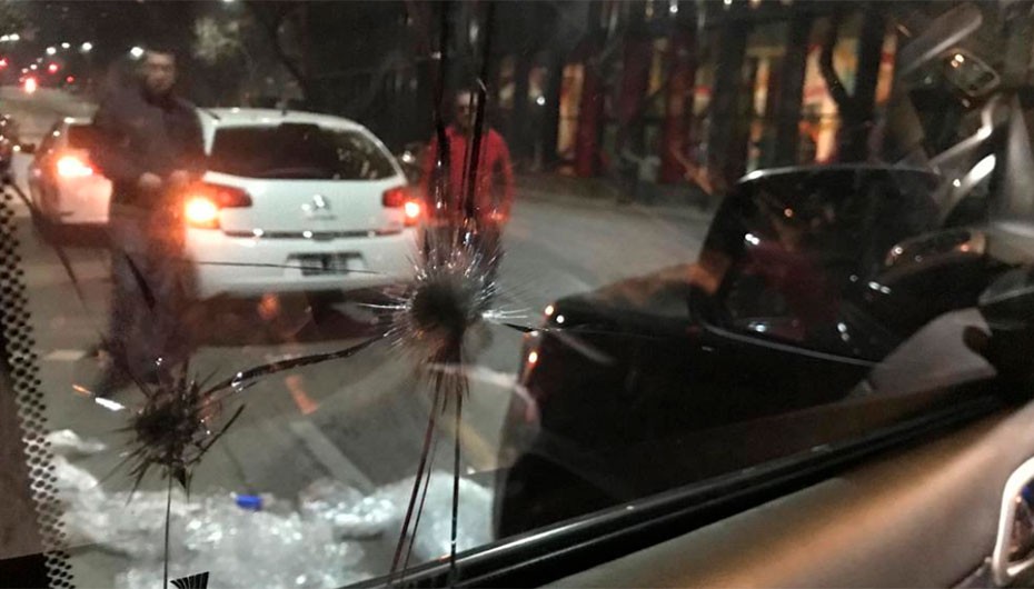 En un confuso episodio, atacaron la camioneta de José Luis Espert | Elecciones Legislativas 2021