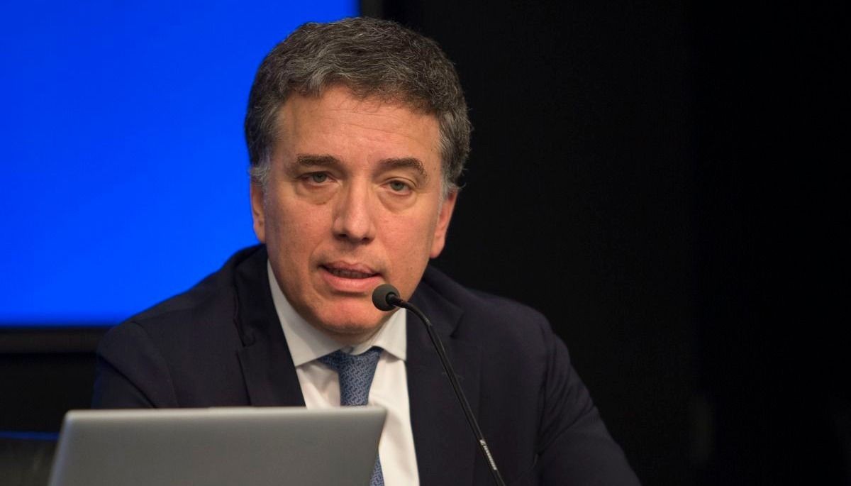 Dujovne aseguró que el área económica necesita "una renovación significativa" | Política y economía