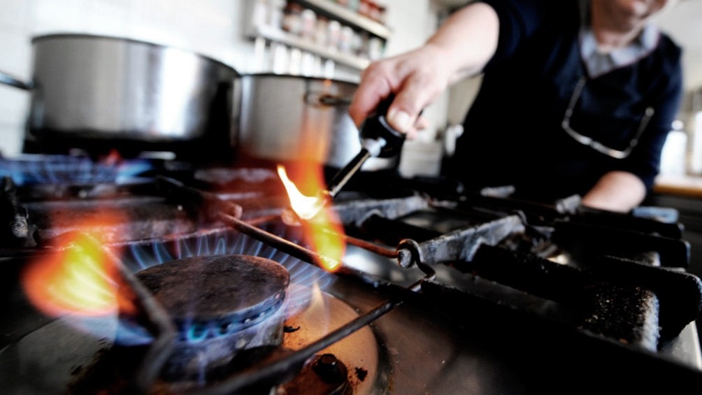 Medidas de "alivio": postergan el aumento del gas hasta enero | Economía