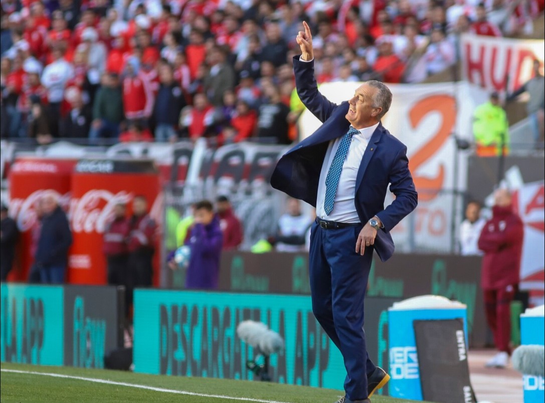 Alfaro: "Con River renovamos otro plazo fijo a 30 días" | Deportes