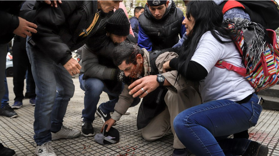 Tensión en la 9 de Julio en el acampe de las organizaciones sociales | Política y economía