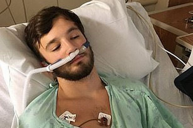 Tiene 18 años, fue consumidor de cigarrillos electrónicos y tiene los pulmones de un hombre de 70 | Curiosidades