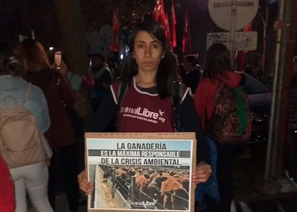 Activistas veganos protestaron en la Fiesta del salame de Tandil (1) | Actualidad