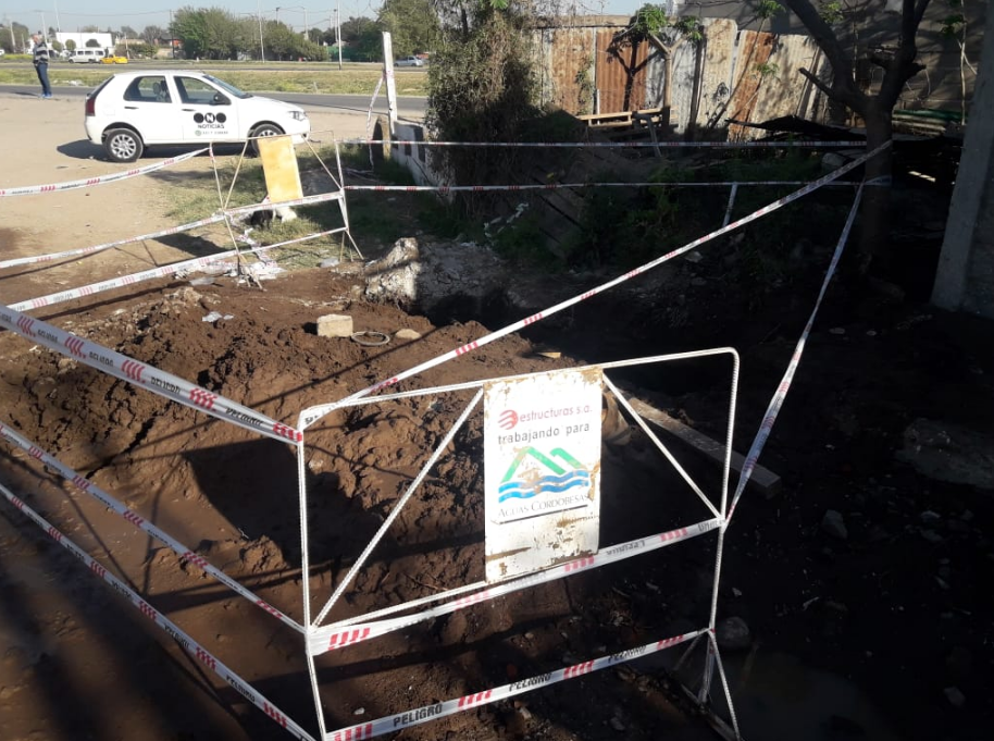Una familia de José Ignacio Díaz 3 sección denunció que la rotura de un caño destruyó su casa | Córdoba