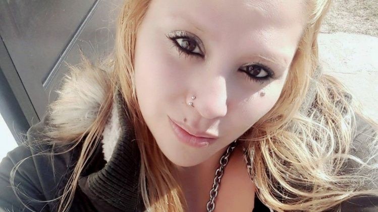 Autopsia: la joven asesinada por su padre murió de tres puñaladas en el cuello | Actualidad