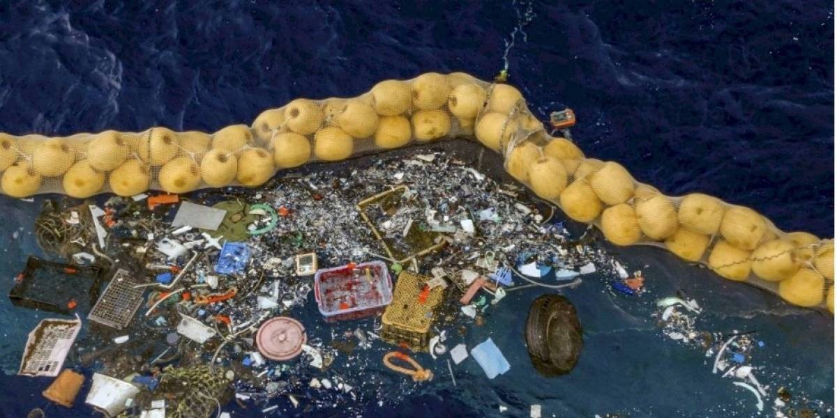 Con un nuevo sistema, limpian la isla de plástico del océano Pacífico | Curiosidades