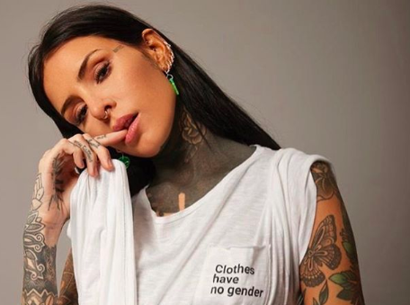 La foto muy caliente de Cande Tinelli besando a un cantante de trap en la cama | Espectáculos