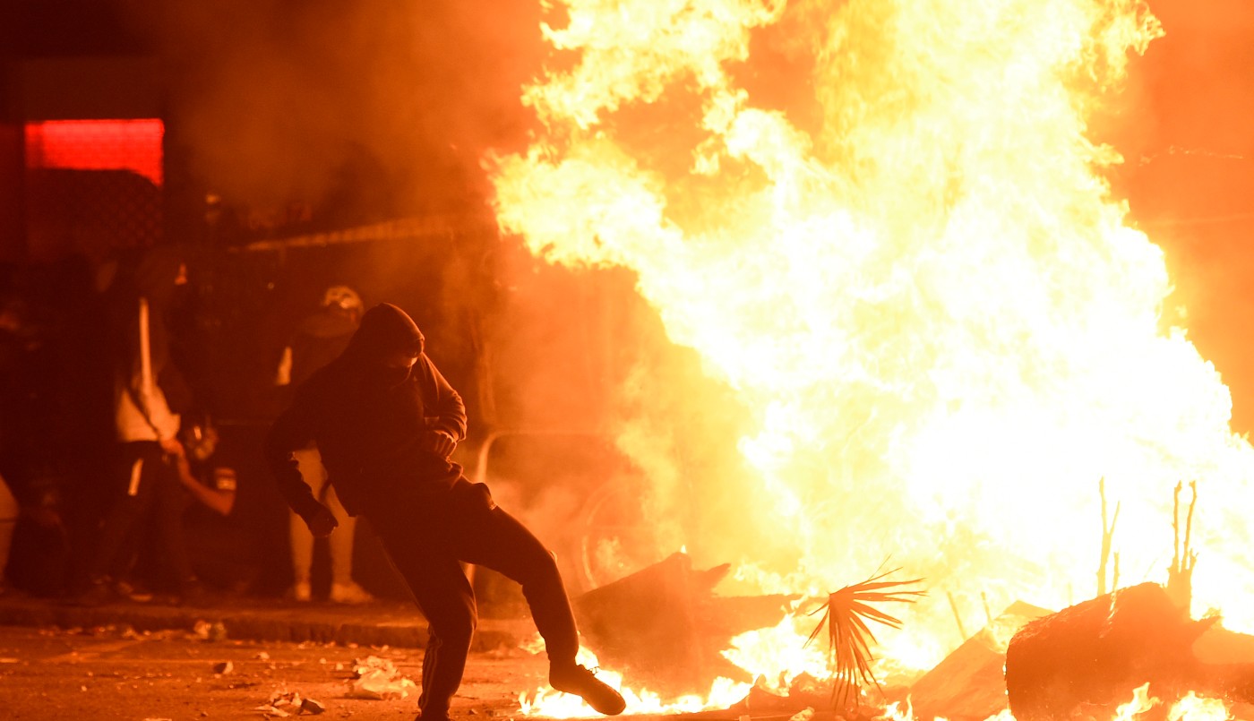 Barcelona sigue en llamas: otra marcha masiva que terminó en incidentes | Internacionales