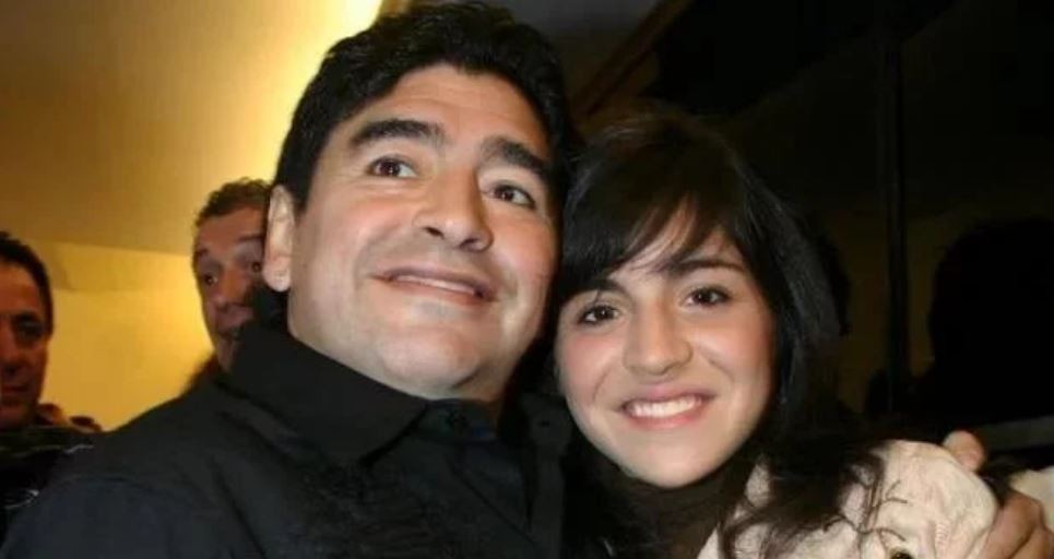 El conmovedor mensaje de Gianinna Maradona por el cumpleaños 59 de su padre | Redes