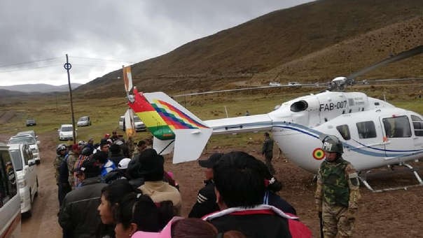 El helicóptero que trasladaba a Evo Morales realizó un aterrizaje de emergencia | Internacionales