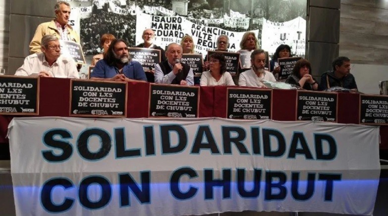 Incidentes en Chubut: CTERA convocó a un paro nacional para este viernes | Actualidad