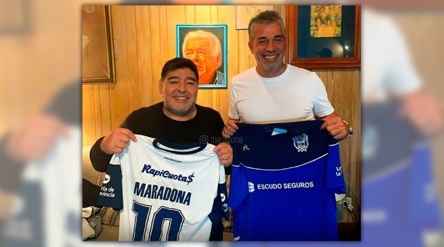 Diego Maradona se iría de Gimnasia si Pellegrino no sigue como presidente | Deportes