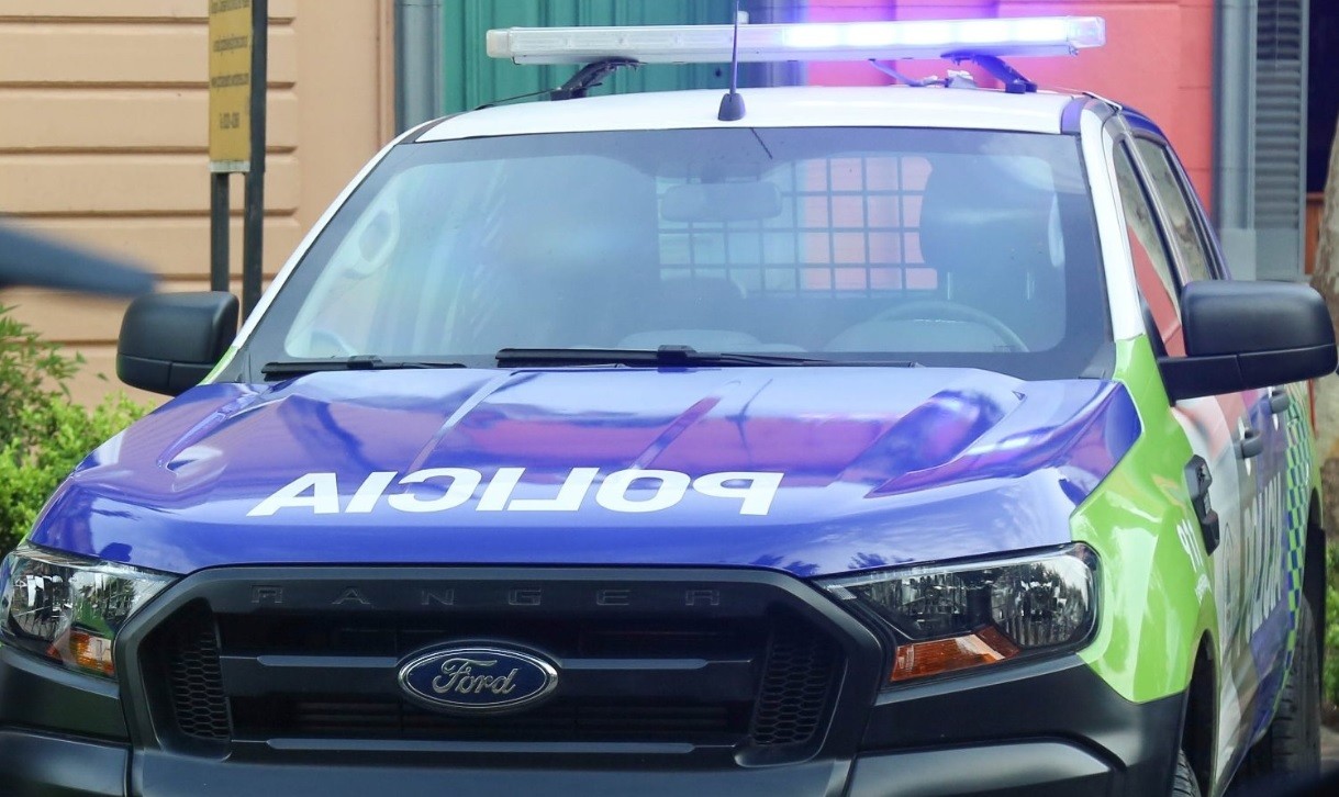 Encuentran a una mujer degollada y con un cuchillo clavado en un ojo en una verdulería | Actualidad