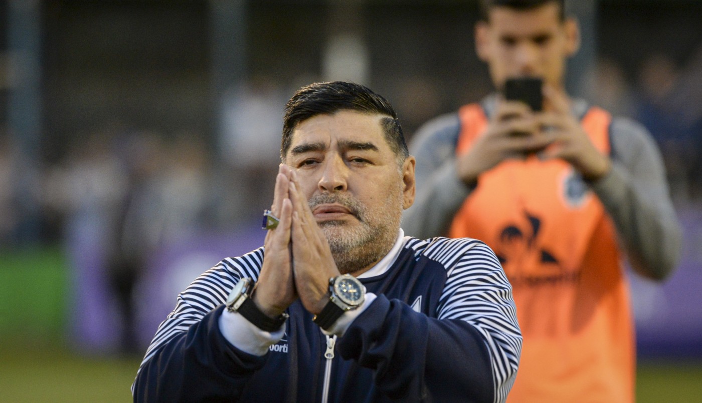 Tras la derrota, Maradona volvió a hablar de su continuidad en Gimnasia: "Hasta junio" | Deportes