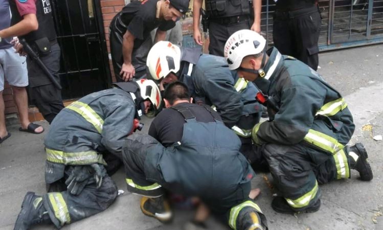 Un nene de 5 años cayó desde la terraza de un edificio de 3 pisos en Balvanera | Actualidad