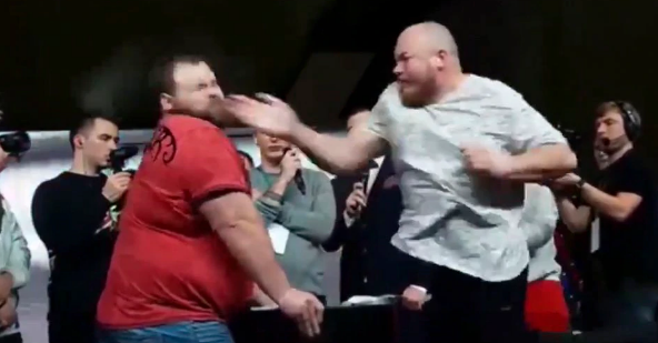 Video: el nocaut que le hizo perder el invicto al campeón del mundo de las cachetadas | Curiosidades