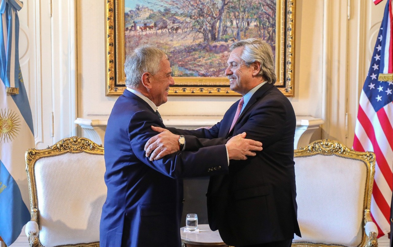Alberto recibió a una delegación del Gobierno de Estados Unidos | Política y economía