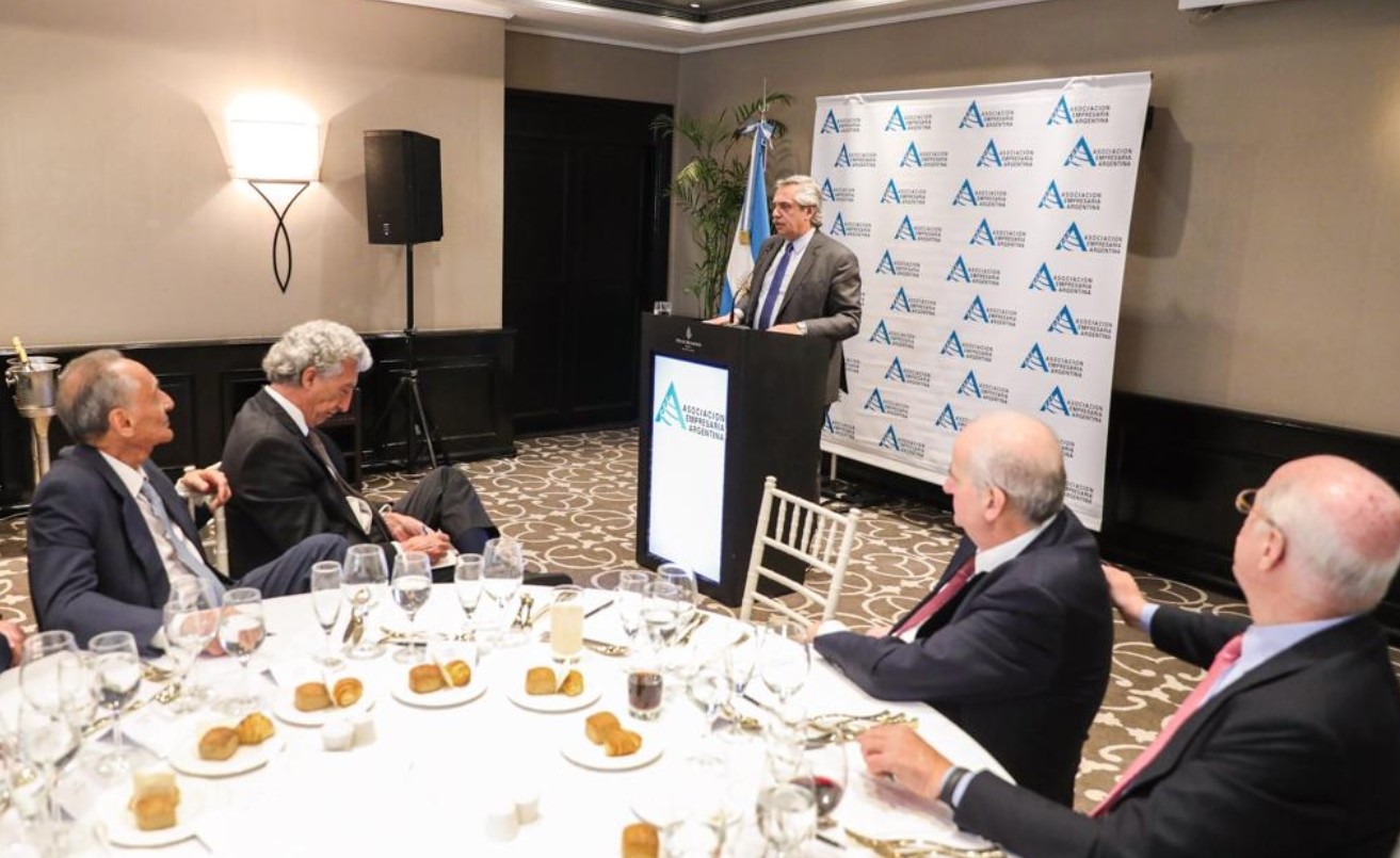 El Presidente le pidió al Congreso que apruebe la Emergencia Económica: "Estamos en el fondo del pozo" | Política y economía