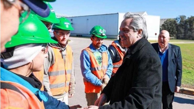 El Gobierno confirmó que habrá aumentos por decreto para trabajadores del sector privado | Política y economía