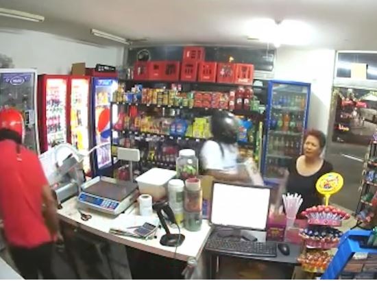 Insólito robo en Tucumán: "Pase nomás mami, estamos robando" | Actualidad