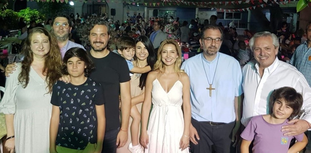 Sorpresiva visita de Alberto Fernández al Santuario de San Cayetano | Política y economía