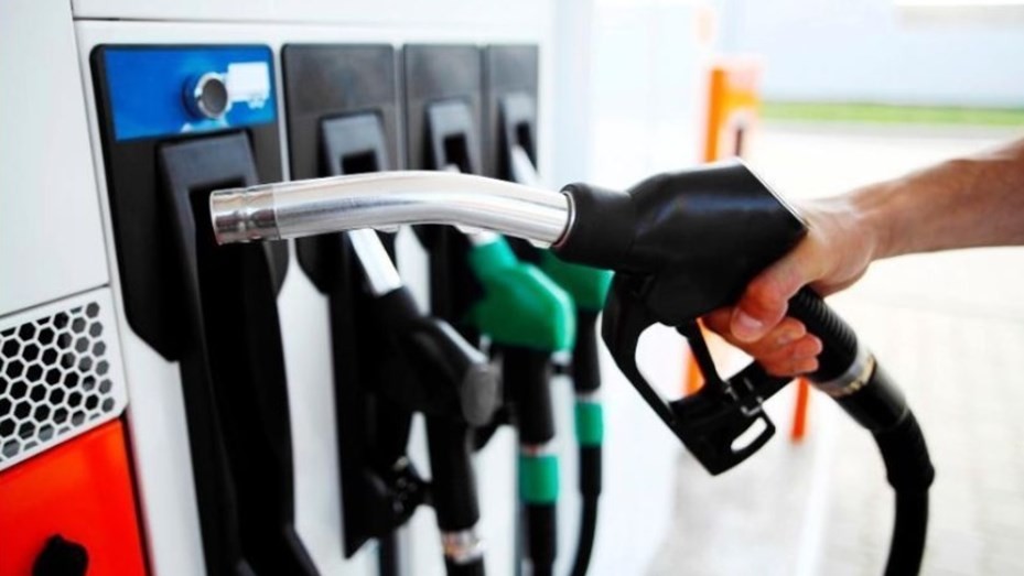 Alberto Fernández frenó el aumento de combustible que regiría a partir de la medianoche | Política y economía