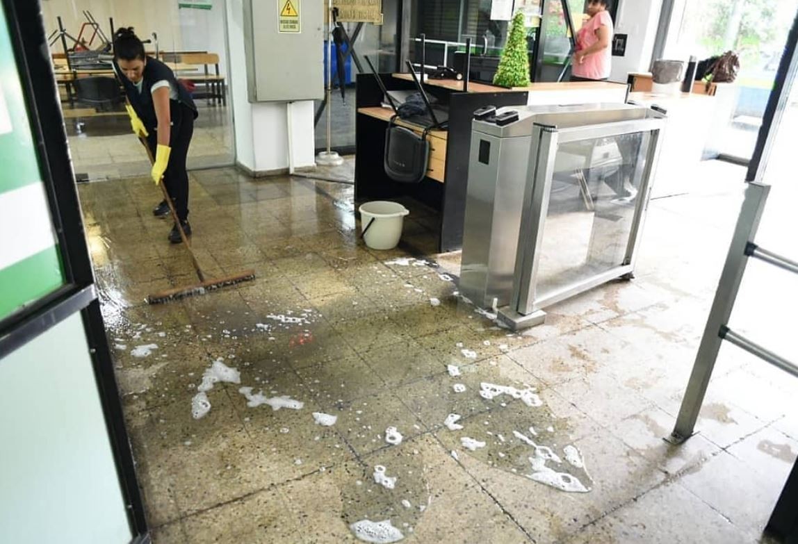 Por las intensas lluvias, se inundó el Concejo Deliberante | Córdoba