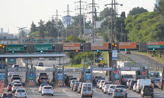 El Gobierno frenó los aumentos en todos los peajes de las rutas nacionales | Política y economía