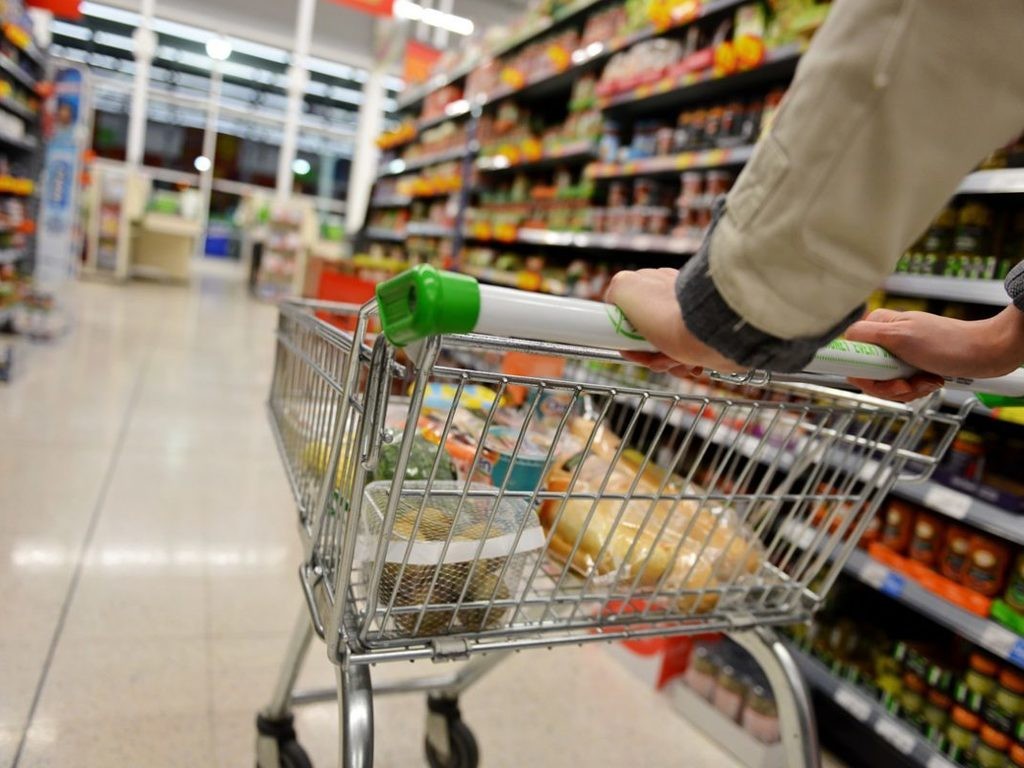 Controlarán online que los supermercados respeten el acuerdo de precios | Política y economía
