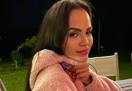 VIDEO: el loco festejo de Natti Natasha cantando un tema de Don Omar en un bote a toda velocidad | Espectáculos