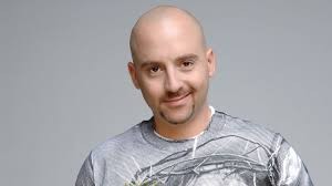 José María Muscari se desnudó completamente en el Obelisco para recibir el 2020 | Espectáculos