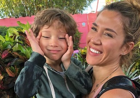 Jimena Barón volvió a publicar una foto con su hijo Momo tras el baile del escándalo | Espectáculos