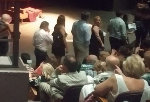 Vitorearon a Cristina Kirchner delante de María Eugenia Vidal en un teatro | Política y economía