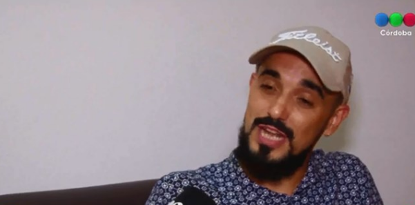 FOTO: La tierna postal que compartió Abel Pintos, comprueba que está "loco" de amor | Redes