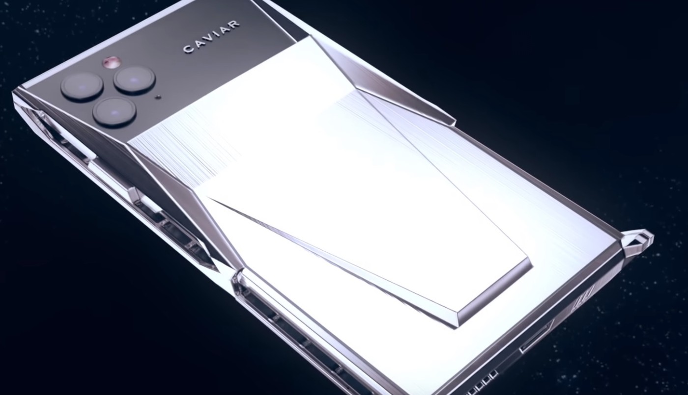 Más potente que nunca: el iPhone 11 de titanio inspirado en la Cybertruck de Tesla | Curiosidades