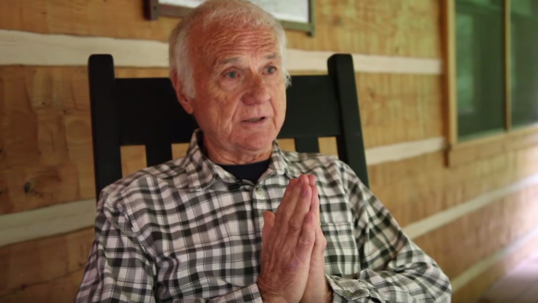 La historia del cura que dejó los hábitos para convertise en actor porno de películas gays | Actualidad