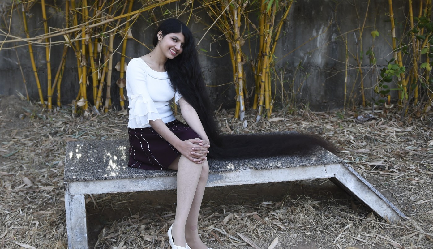 Esta adolescente india tiene el récord del pelo más largo del mundo | Internacionales