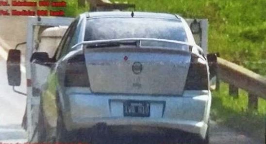 Insólito: una grúa remolcaba su auto y le llegó una multa por exceso de velocidad | Actualidad