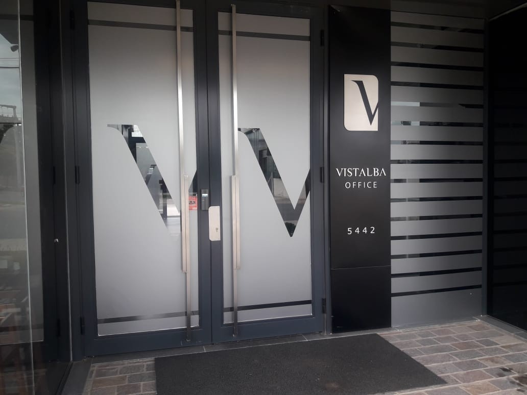 Financiera ilegal: secuestraron u$d 1,3 millones, autos de alta gama, lingotes de oro, cheques y joyas | Córdoba