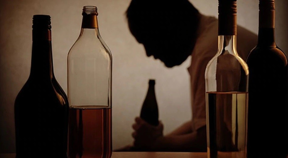 Tomaron alcohol adulterado creyendo que curaba el coronavirus: 27 muertos | Internacionales