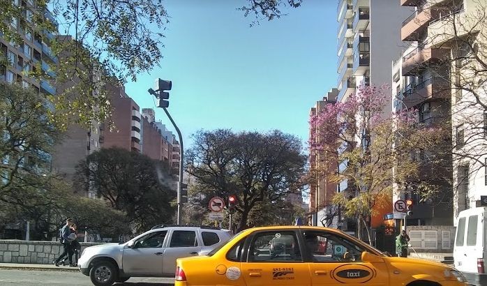 Mucho sol y unas pocas nubes anticipan un lunes caluroso en Córdoba | Córdoba