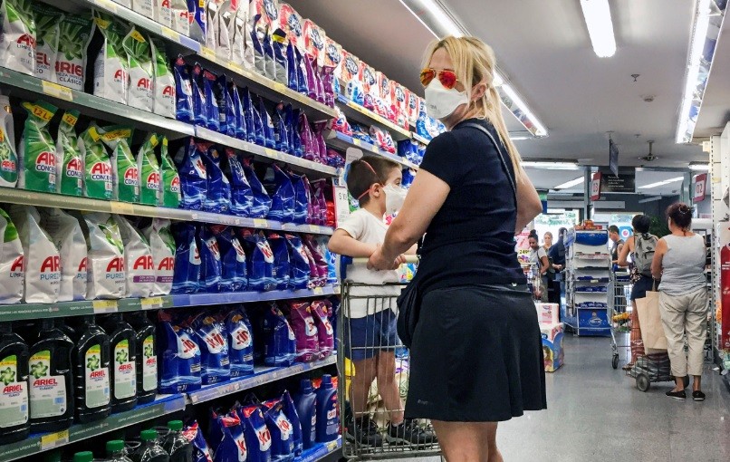 Autorización para comprar según el número del DNI: más distritos adoptan la medida | Actualidad