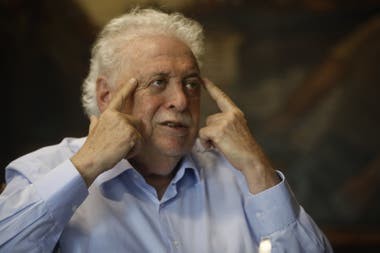 Ginés aseguró que "desde lo estadístico" la mortalidad de gripe común es mayor que la de coronavirus | Política y economía