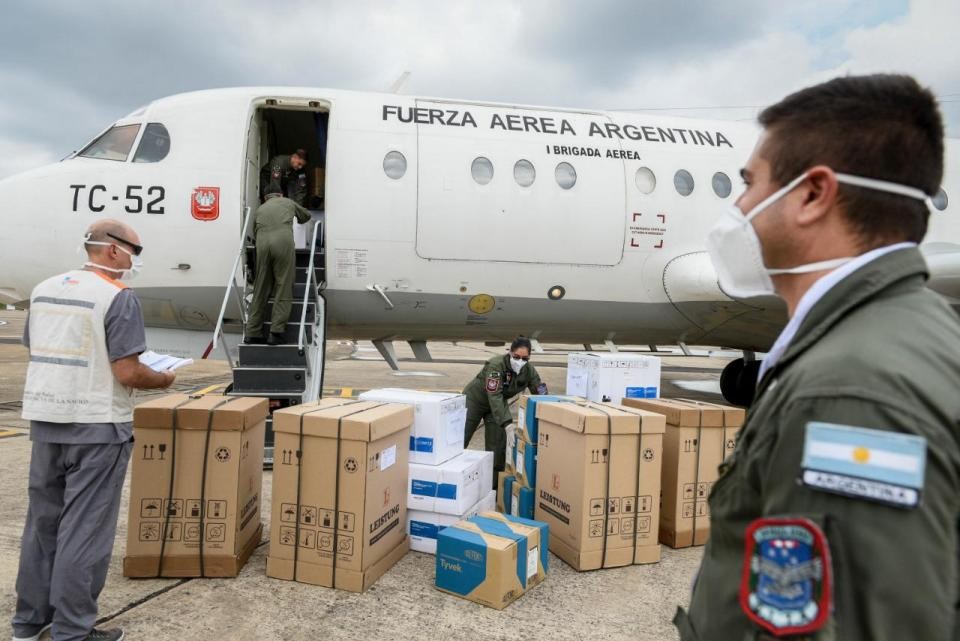 Comenzó la distribución de 35 mil reactivos para diagnosticar coronavirus en todo el país | Política y economía