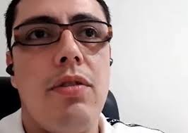 La dramática historia de un médico que vio morir a su papá por videollamada | Internacionales