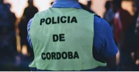 Quiso romper la cuarentena  como policía pero  no se parecía ni al Oficial Gordillo: terminó detenido e imputado | Córdoba