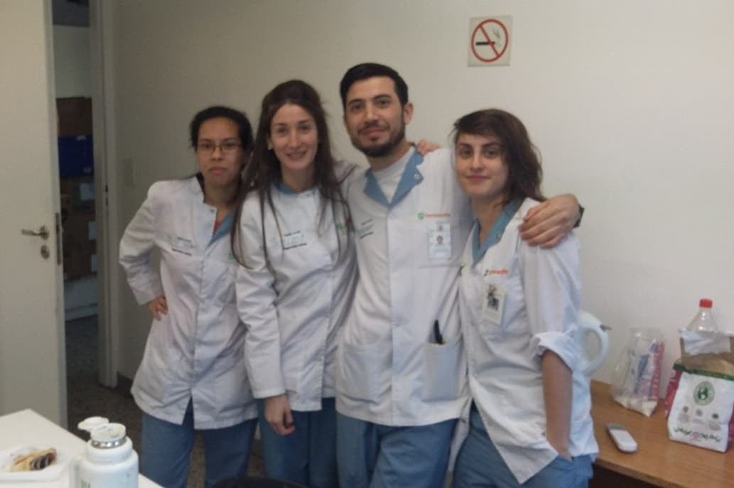 El farmacéutico escrachado por vecinos volvió a ser amenazado: "Quedate porque va a ser lo último que hagas" | Actualidad